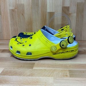 Crocs x Smiley World